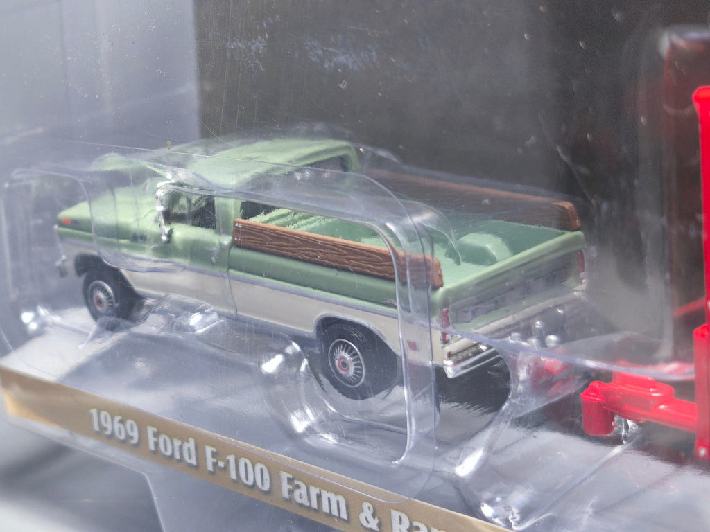 Greenlight Hitch & Tow Series 15 Ford F-100 Farm  Ranch Special   (CT03)