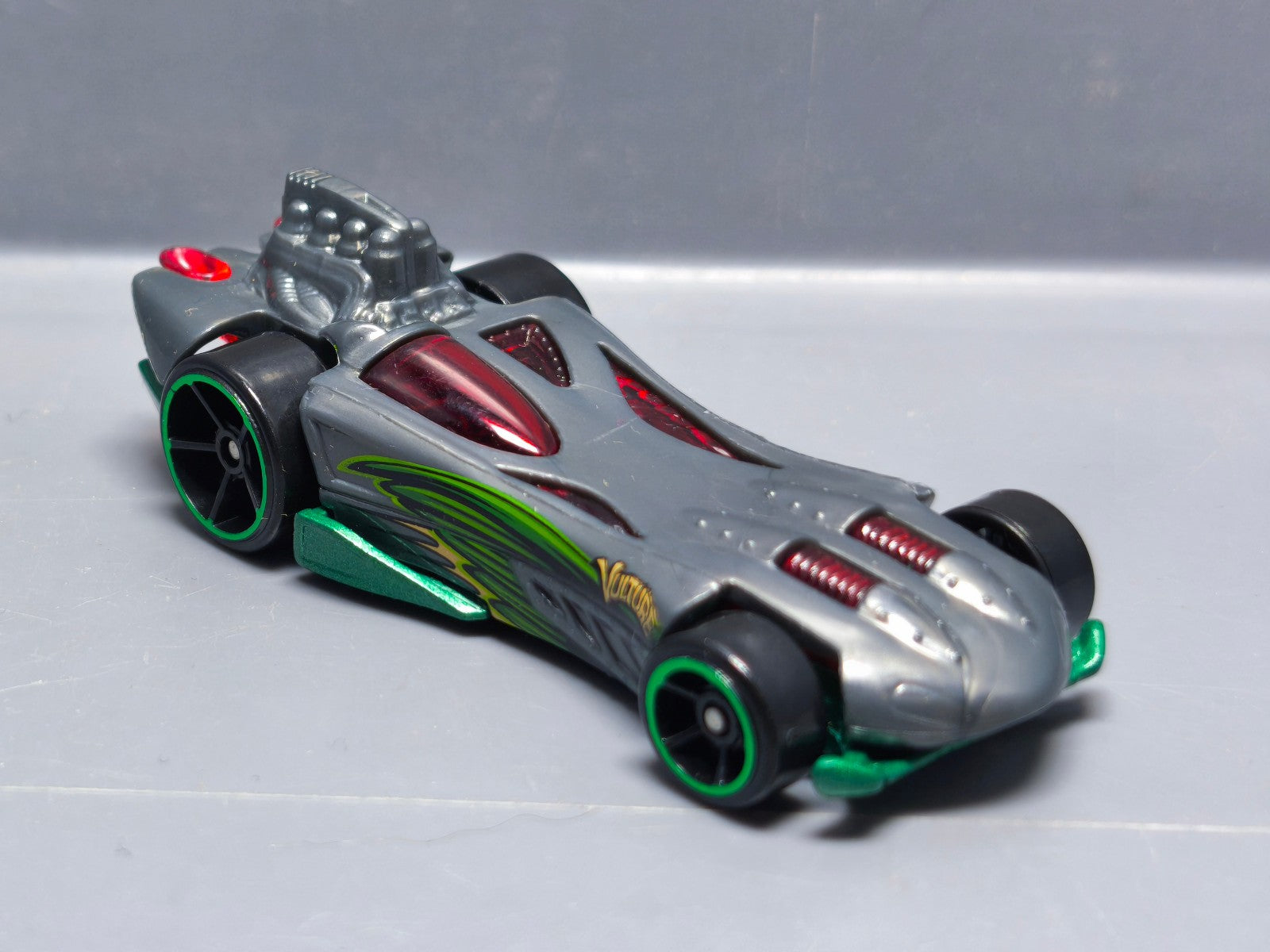 Hot Wheels Marvel Spider-Man Power Bomb (A09)