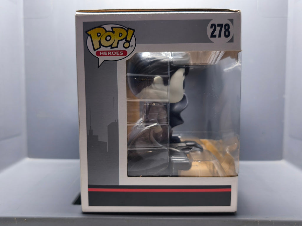 Funko Pop! DC  DELUXE N° 278 Superman Jim Lee SPECIAL EDITION (et)