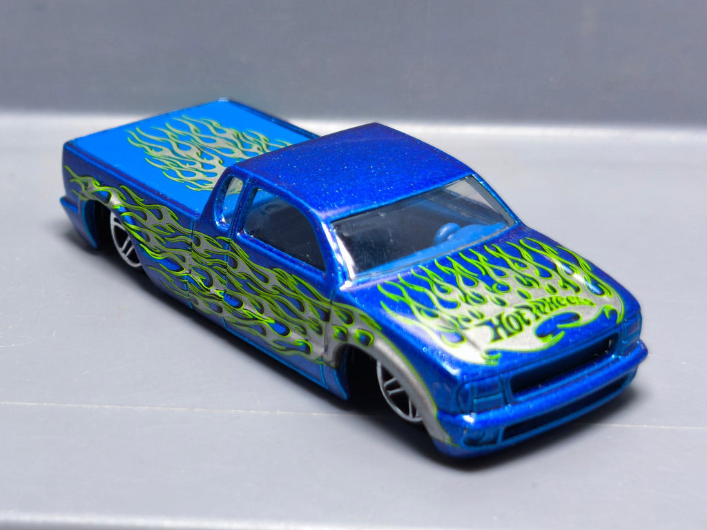 Hot Wheels Steel flame 2003-014  (A03)
