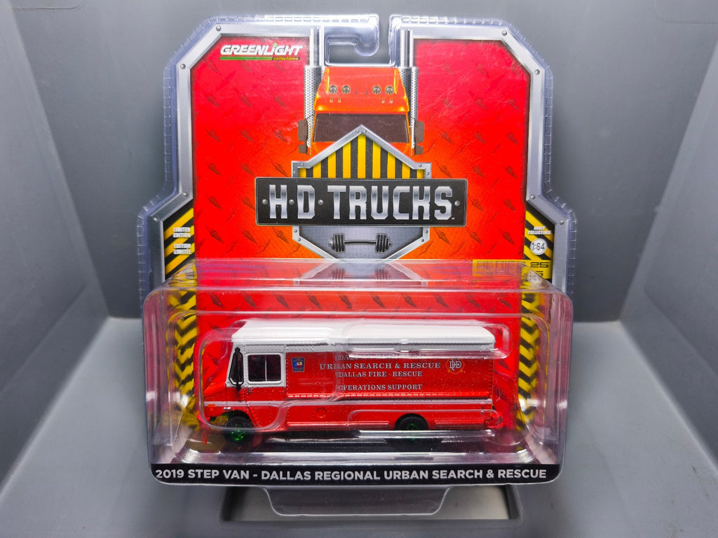Greenlight H.D. Truck series 25 Chase 2019 step van Dallas (C10)