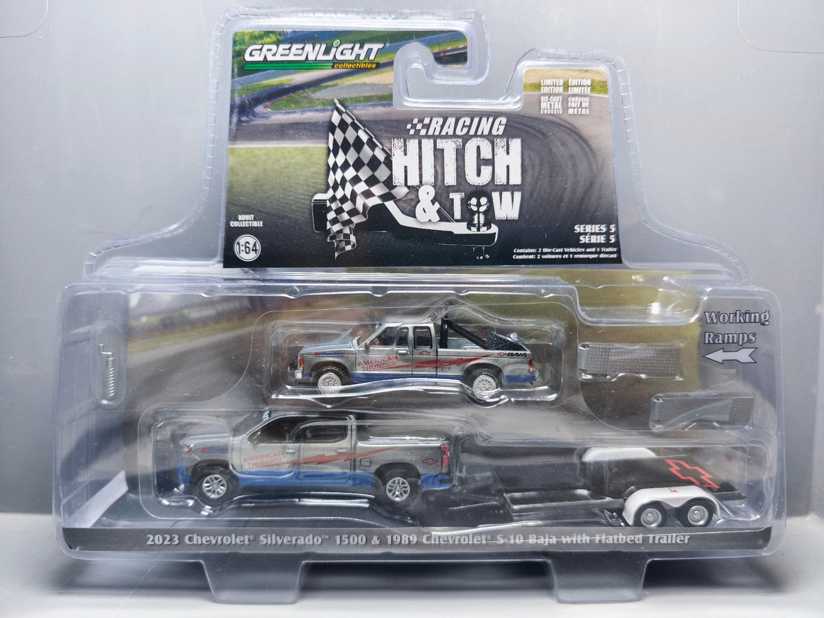 Greenlight Racing Hitch & Tow American Thunder '23 Chevrolet Silve Chase (CT03)