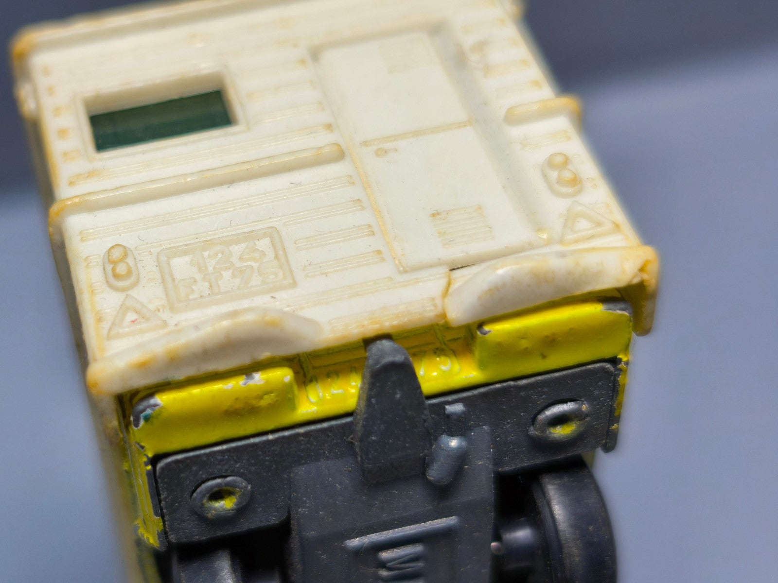 Majorette Dodge Camper MIF 1/80 Plastique niveau porte cassé  (A38)