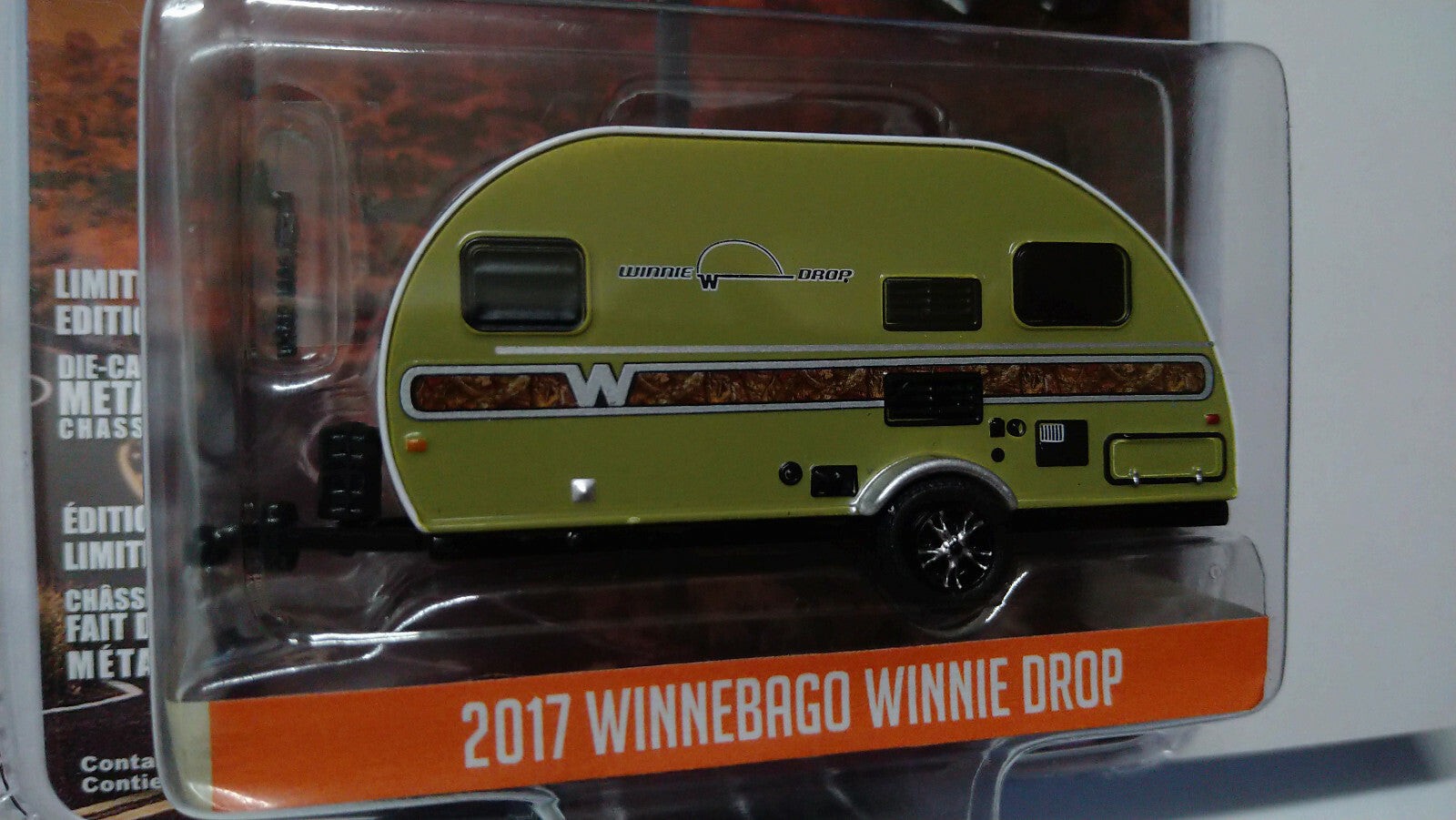 Greenlight Hitched Homes 2017 Winnebago Winnie Drop   (NG73)