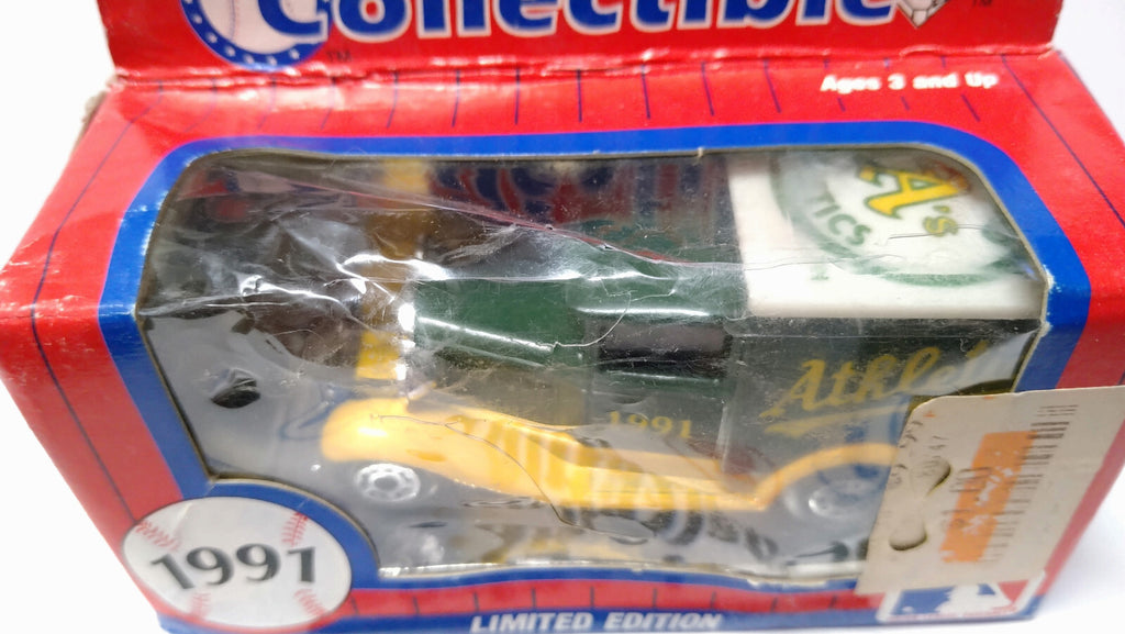 Matchbox Team Collectible 1991 Ford model A Delivery Oakland athletics (NP43)