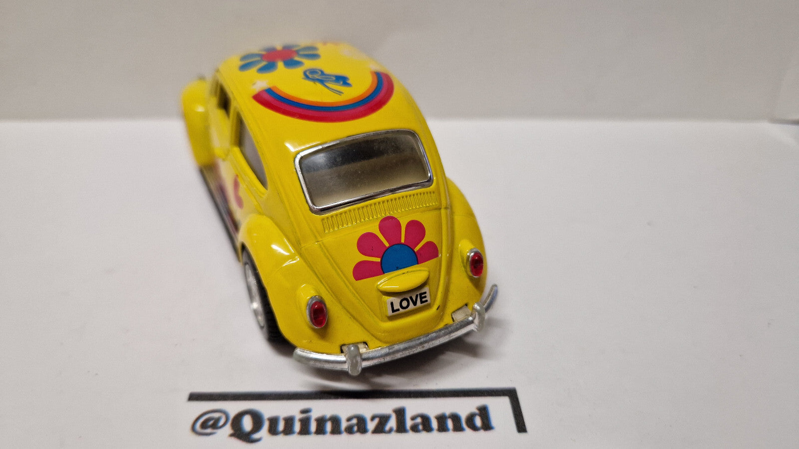 Kinsmart 1/32 Volkswagen beetle (CP07)