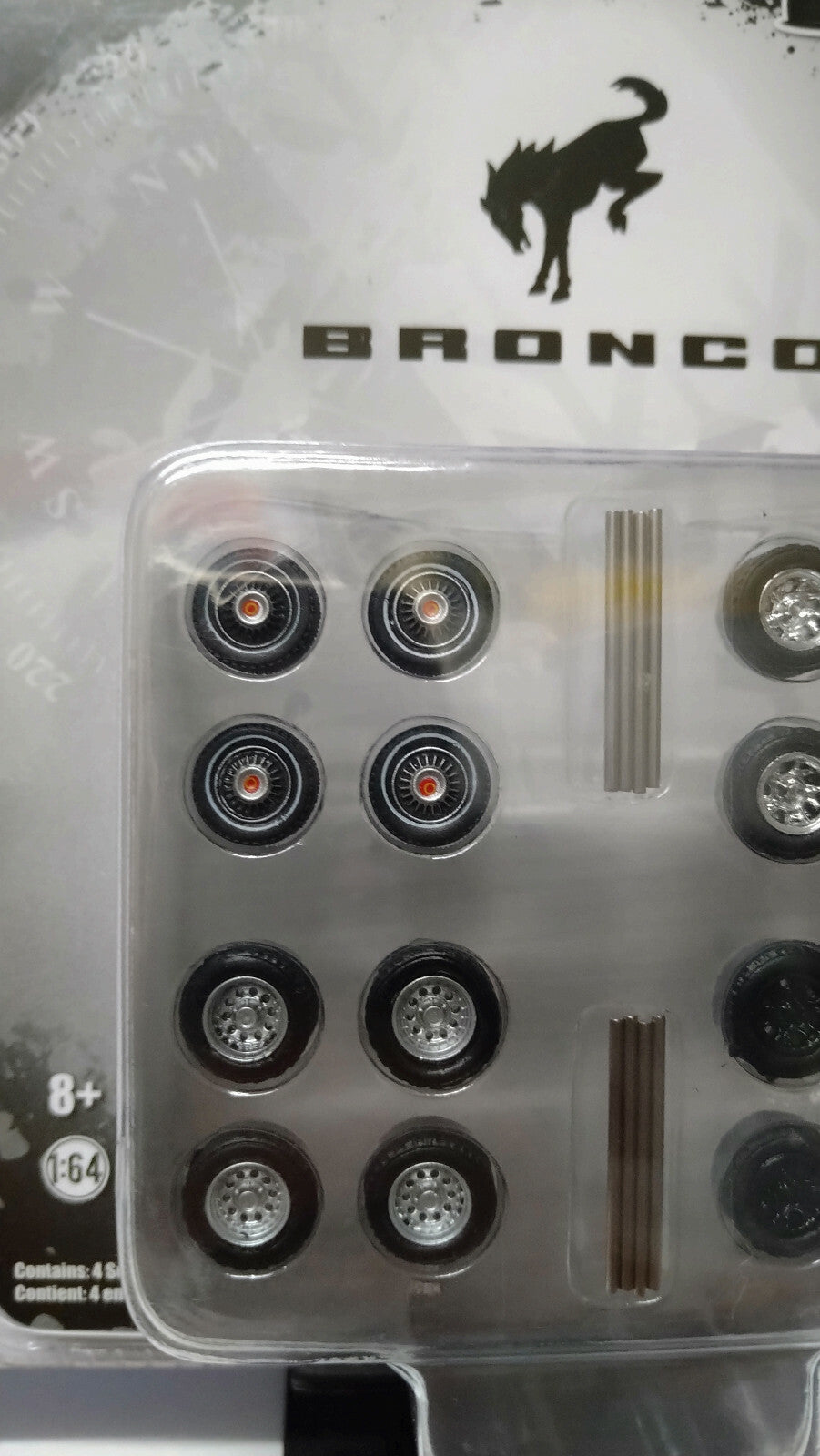 Greenlight Bronco  Wheel & Tires Multipack set de jantes Ford (NG56)