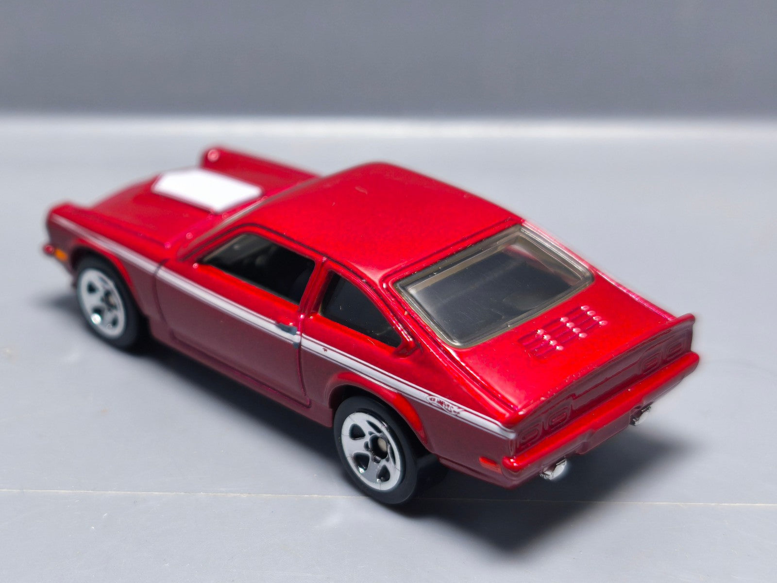 Hot Wheels Custom v-8 vega 2009-023  (A28)
