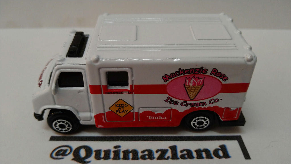 Tonka Maisto 2000 collection 2 Ice cream truck     (A09)
