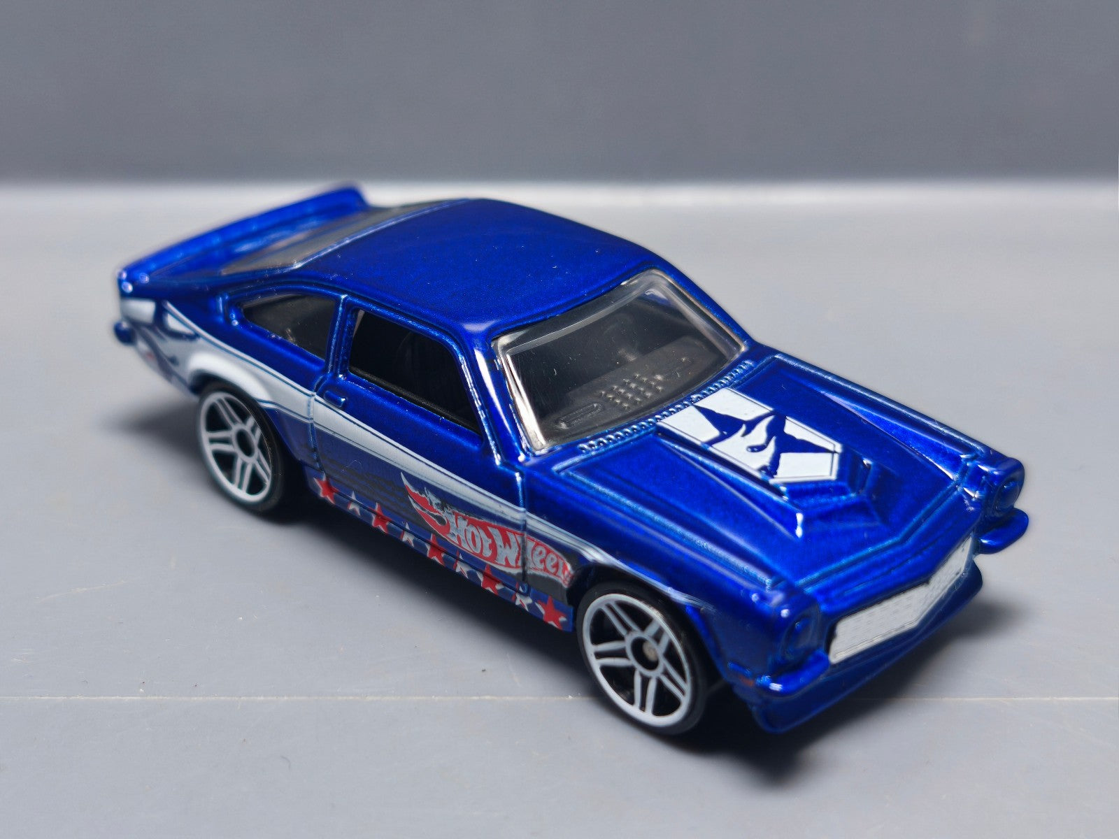 Hot Wheels  2011 dale jr's picks exclusive Walmart  Custom v8 vega  (A20)