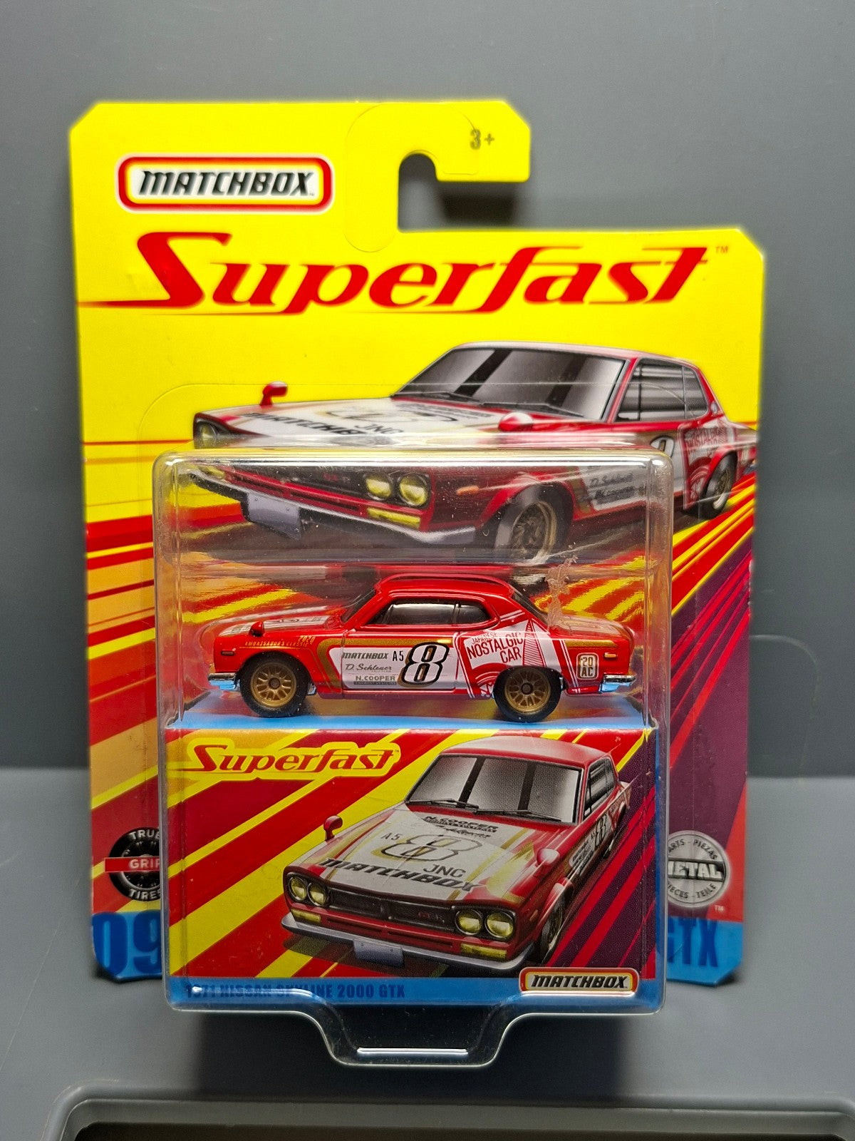 Matchbox Superfast  1971 nissan skyline 2000 gtx (NG14)