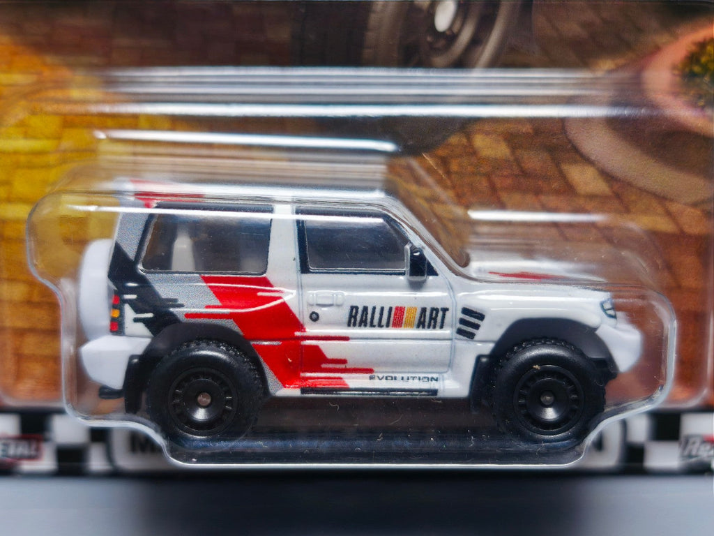 Hot Wheels 2025 Boulevard Mitsubishi Pajero Evolution (NG50)