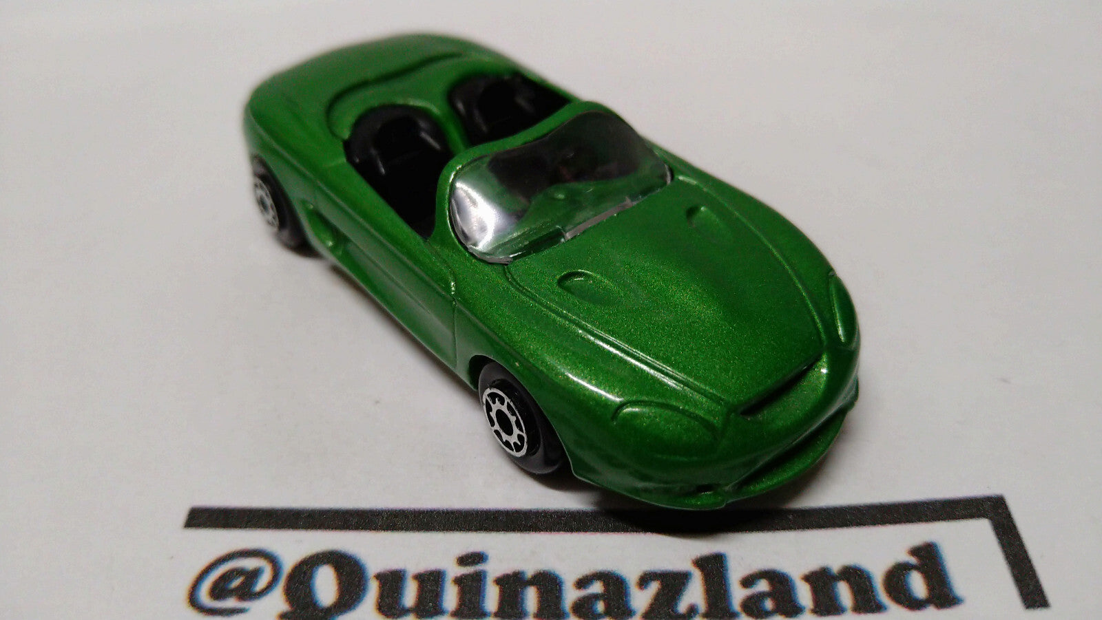 Maisto 1993 Ford mustang Mach III concept   (A21)