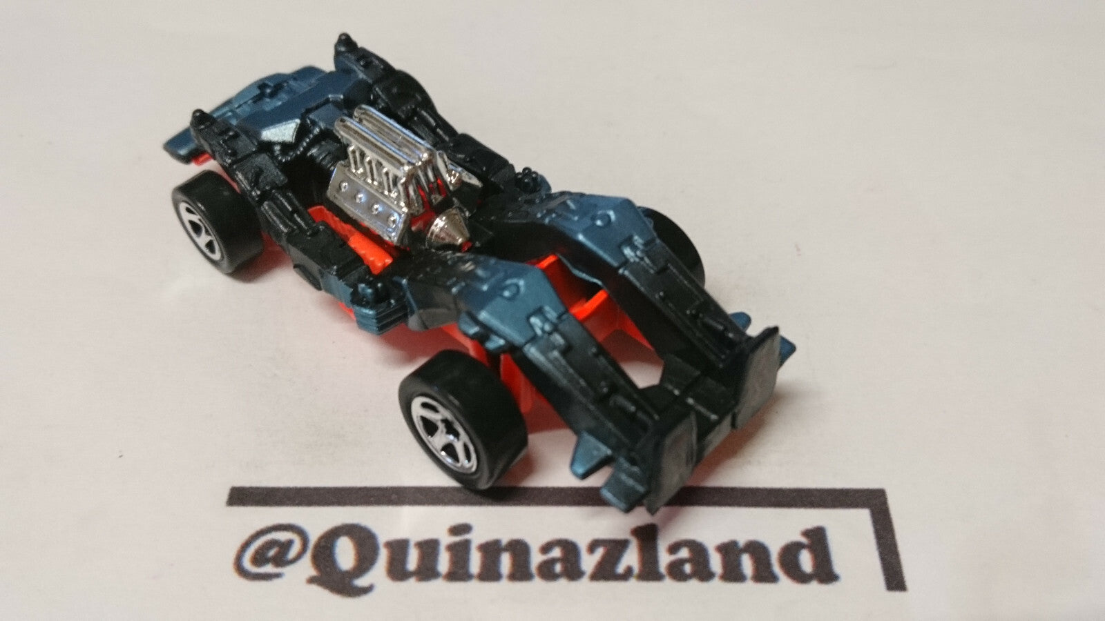 Hot Wheels Phantomachine 1996-479  (A14)