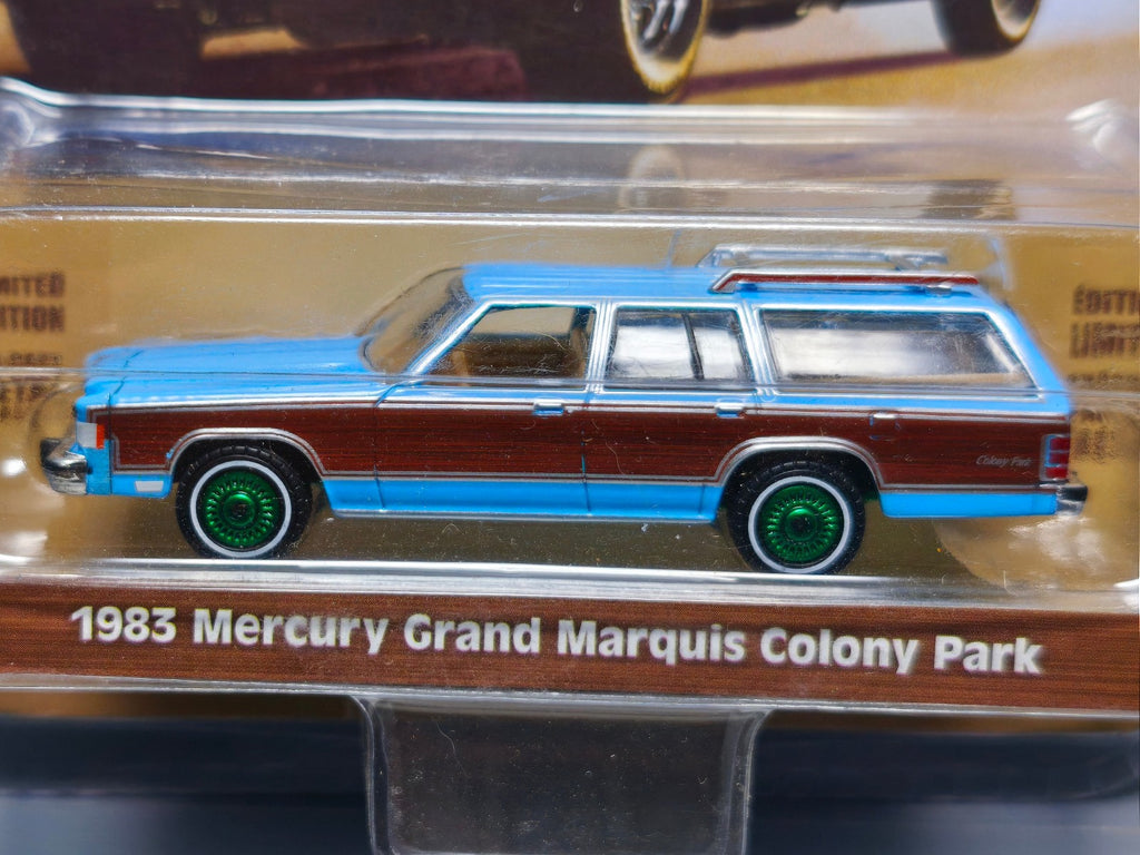 Greenlight Estate Wagons 1983 Mercury Grand Marquis  Chase Green wheels (NG57)