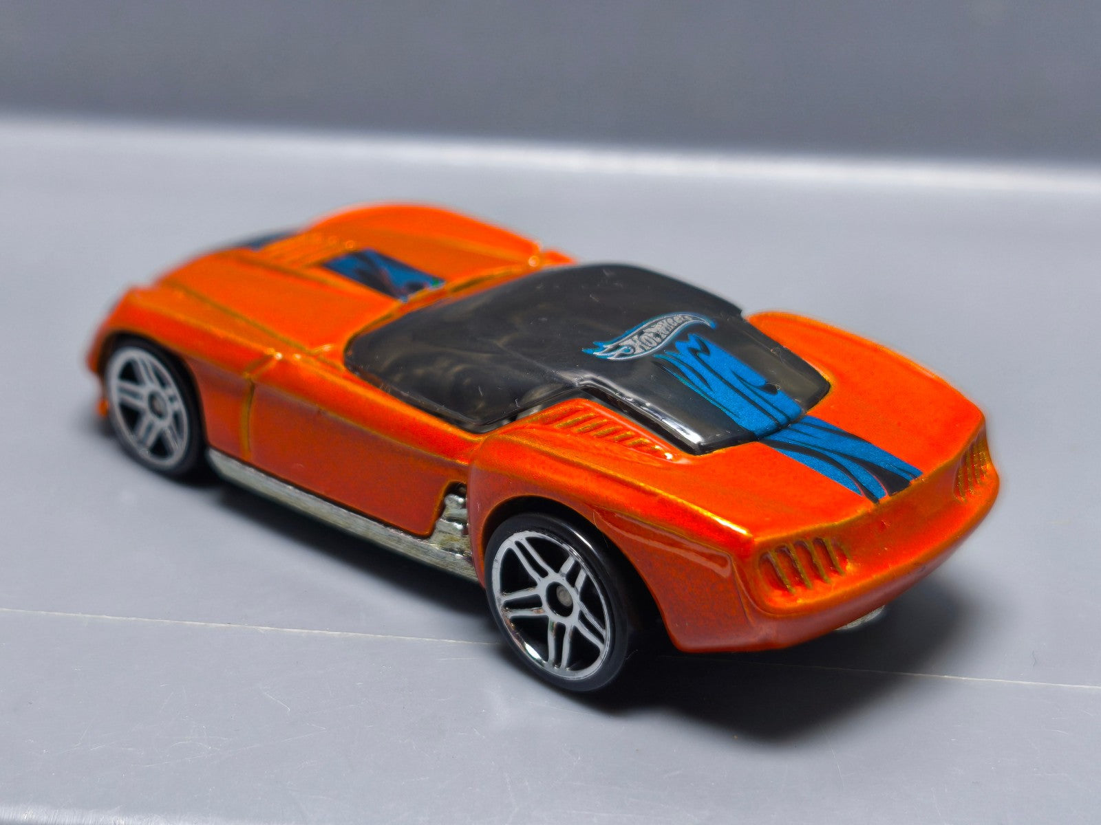 Hot Wheels Pony-up 2002-046 (A32)