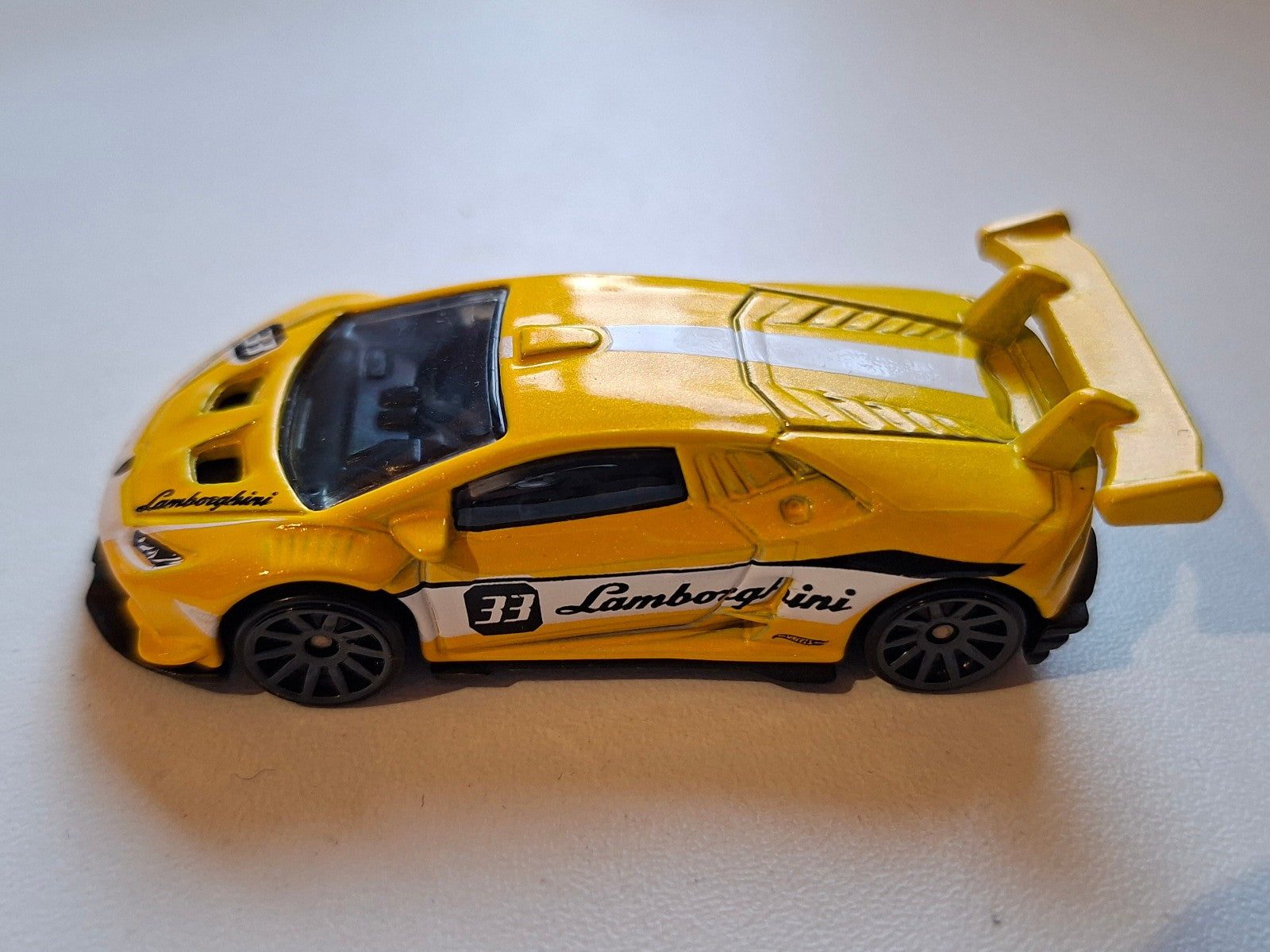 Hot Wheels Lamborghini huracan lp620-2 super trofeo version 10SP 2017 -107 (A09)