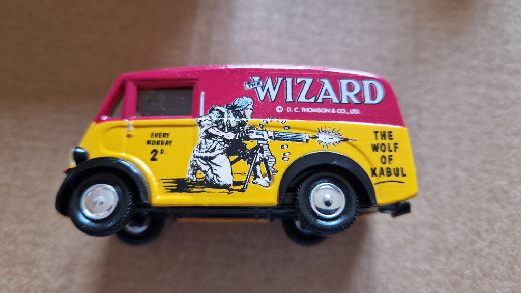 Corgi 1/43 Comic classics Morris J van limitée à 7500 exemplaires   (ET)