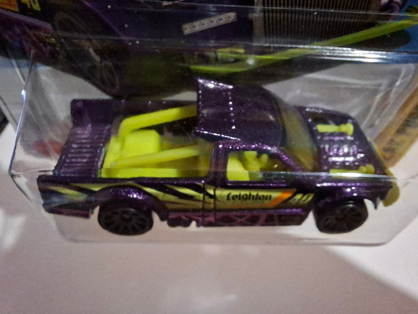 Hot Wheels Limited grip   2025-236  (NP03)
