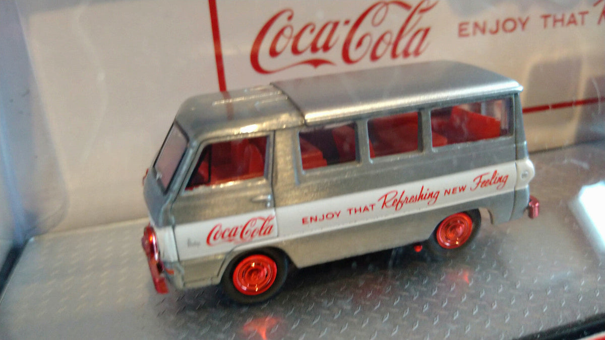 M2 Machines Coca Cola '64 Dodge A100 Camper Van 66 Charger Gasser Chase (CT10)