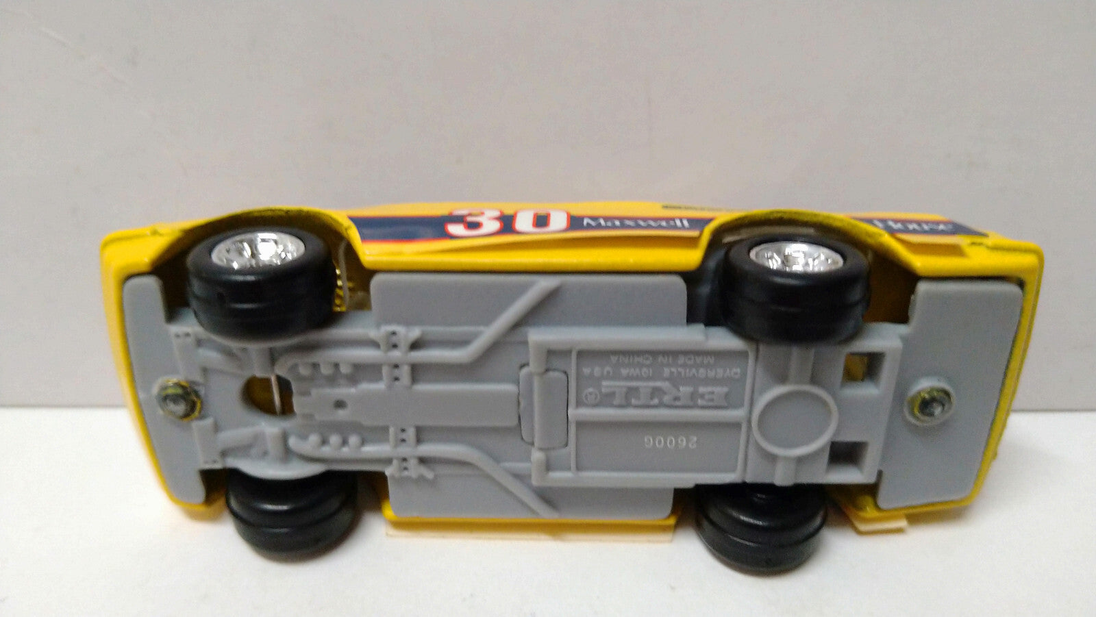 ERTL 1990 Nascar Ford thunderbird country time   (A10)