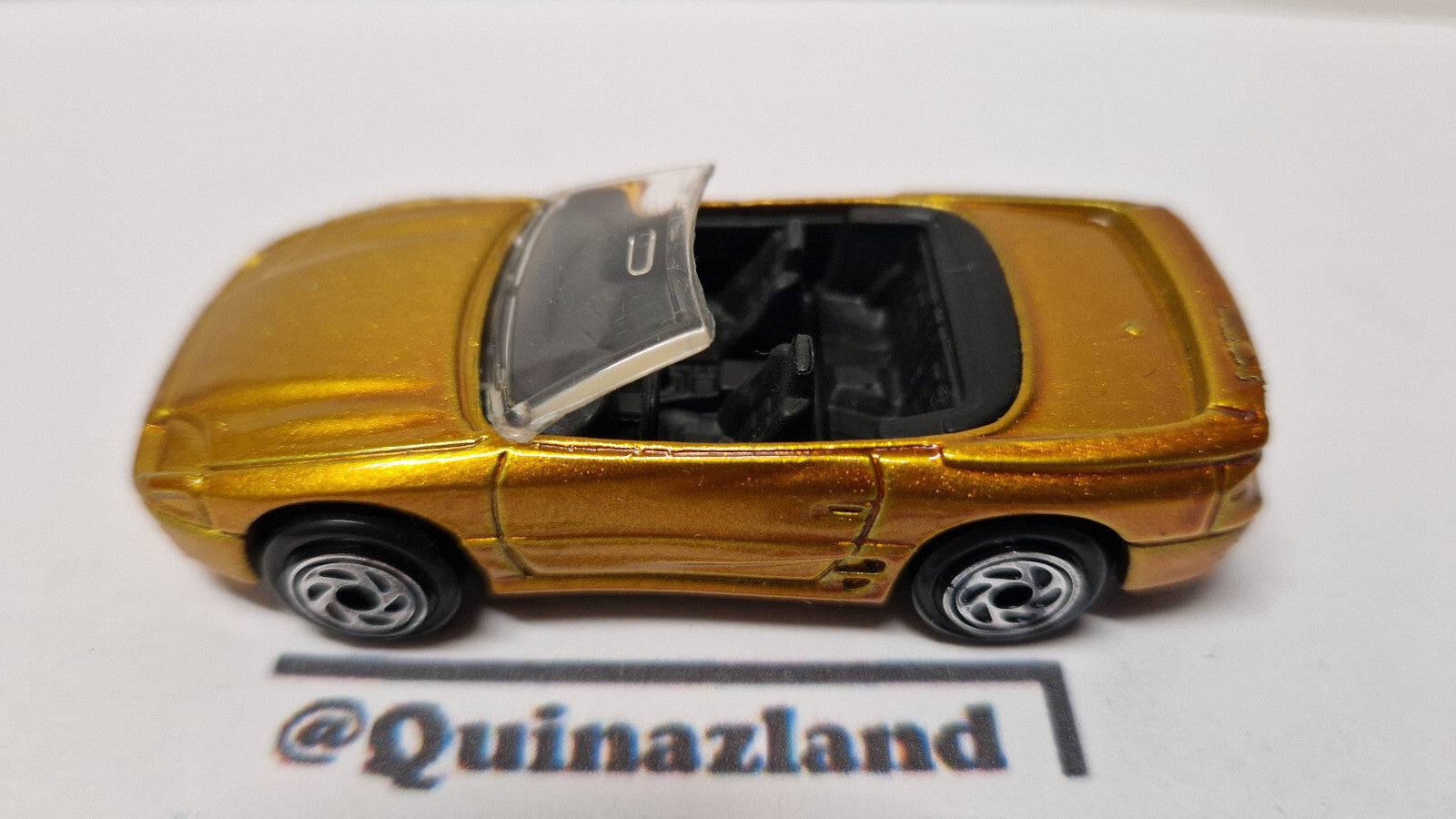 Matchbox 1997 gold 75 challenge   Mitsubishi spyder variation de jantes    (A31)