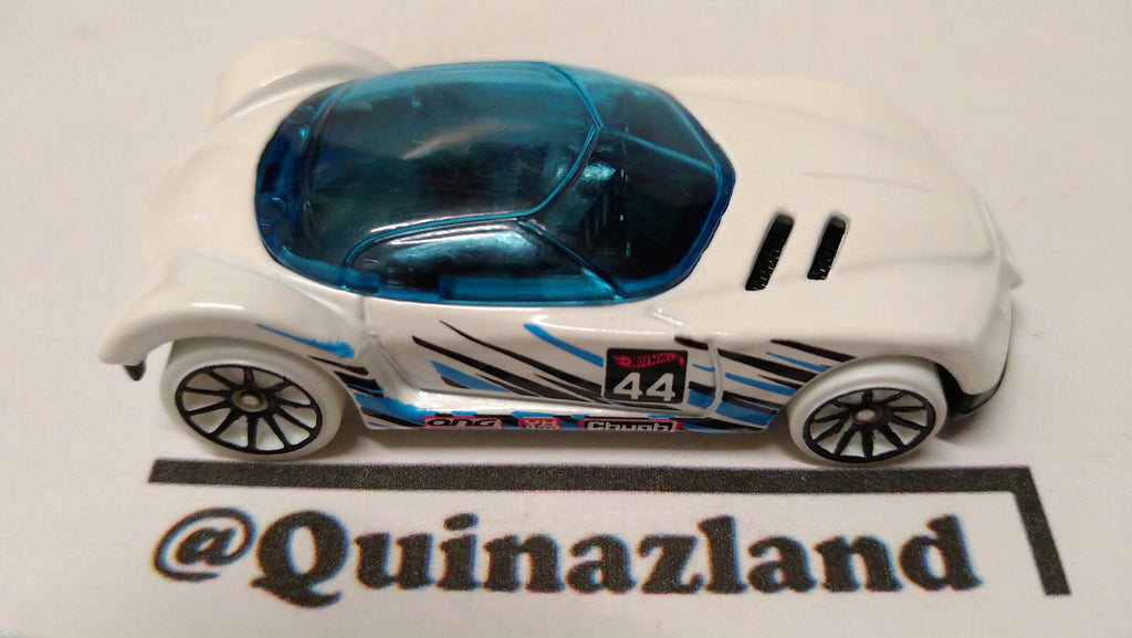 Hot Wheels 2016 multipack  Golden arrow     (A25)