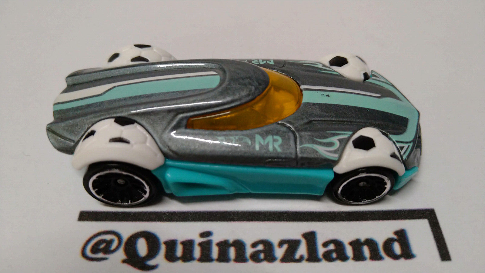 Hot Wheels MR11 2014-015   (A19)
