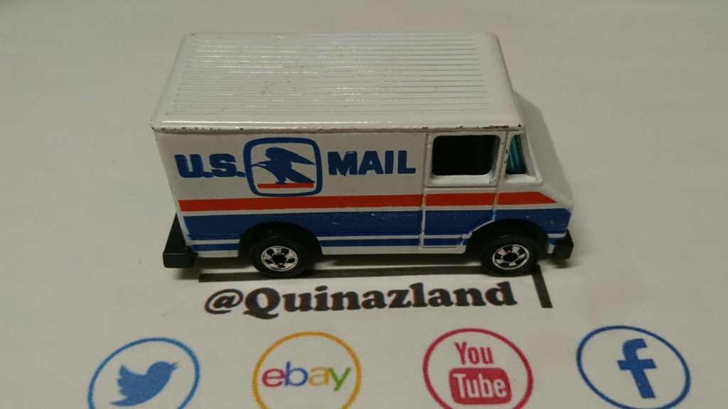 Hot Wheels Letter Getter Hong Kong base noire   (A37)
