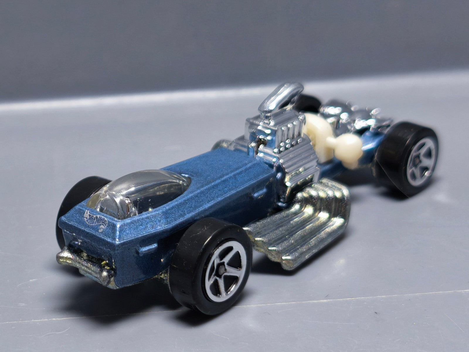 Hot Wheels 2008 exclusive Walmart  Rigor motor    (A32)