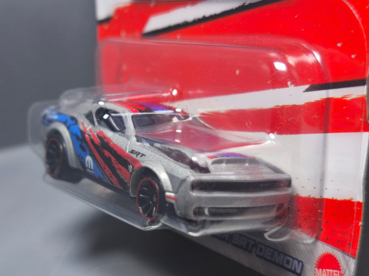 Hot Wheels 2024 STARS & STRIPES 2018 dodge challenger SRT demon  (NP20)