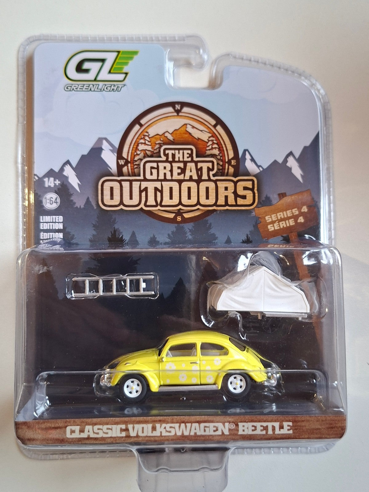 Greenlight The Great Outdoors Series 4 Classic Volkswagen Beetle   (NG29)