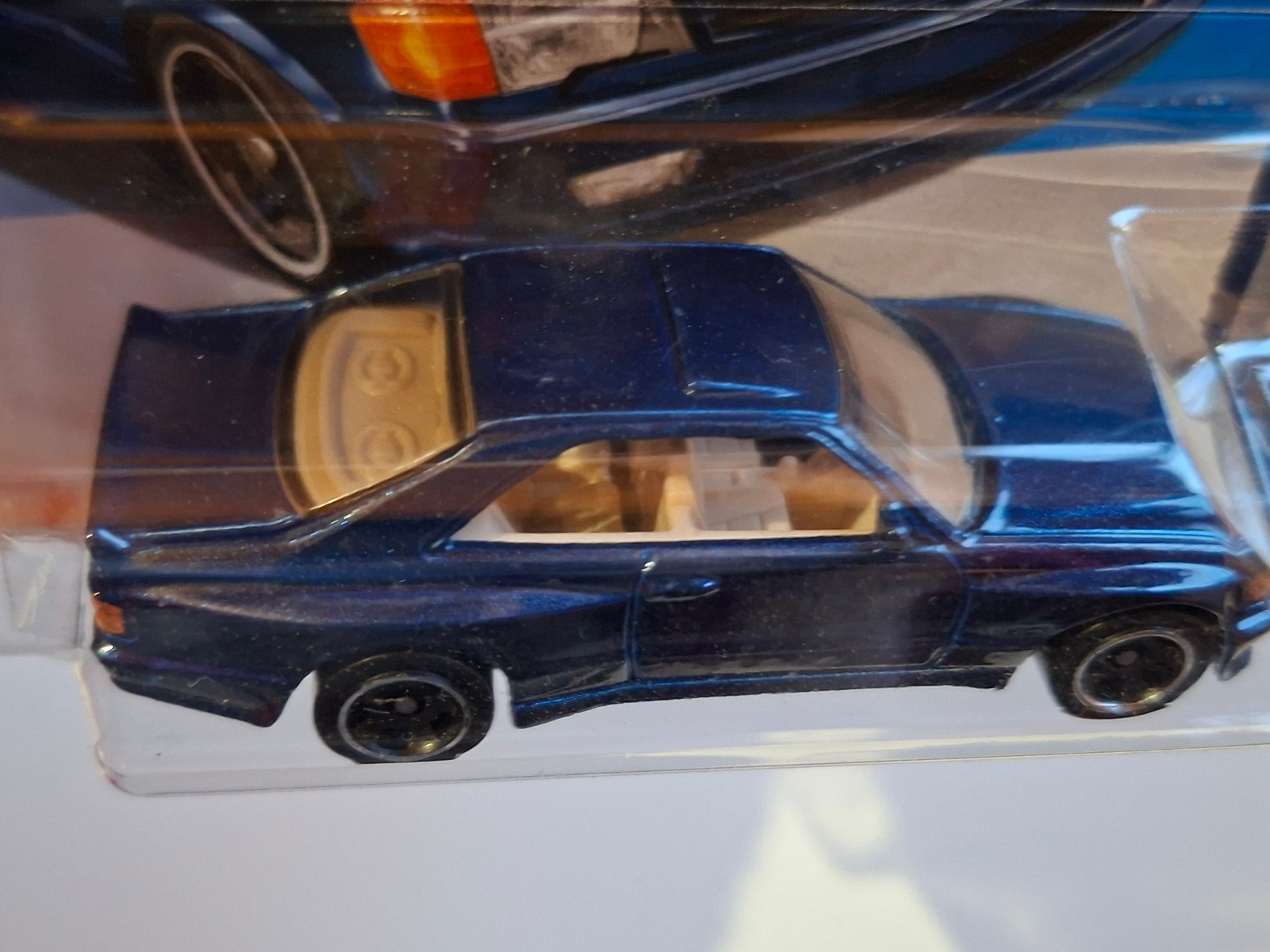 Hot Wheels '89 Mercedes-Benz 560 sec AMG    2025-186 (NP12)