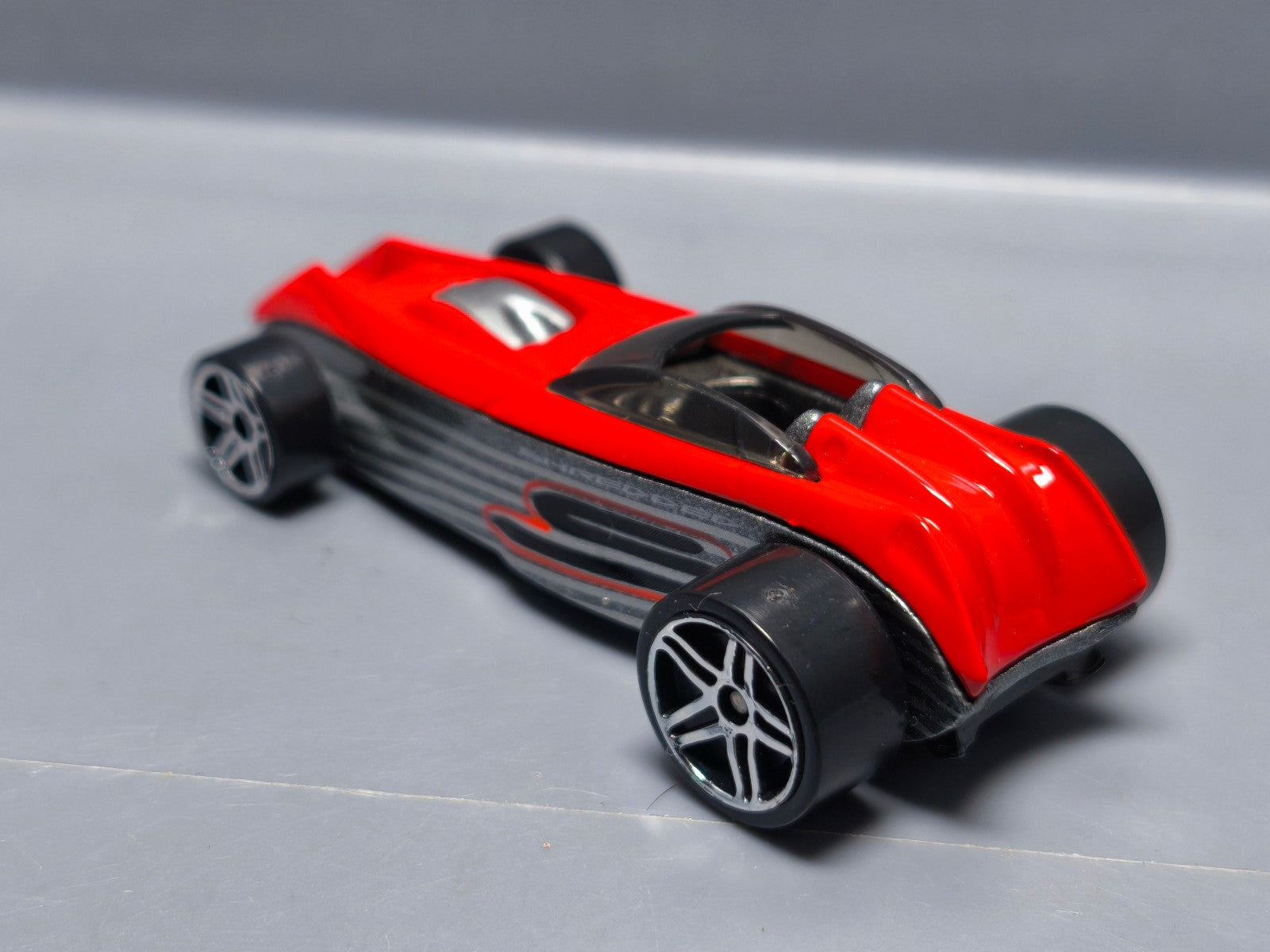 Hot Wheels Sredded 2004-087 First Editions  (A36)
