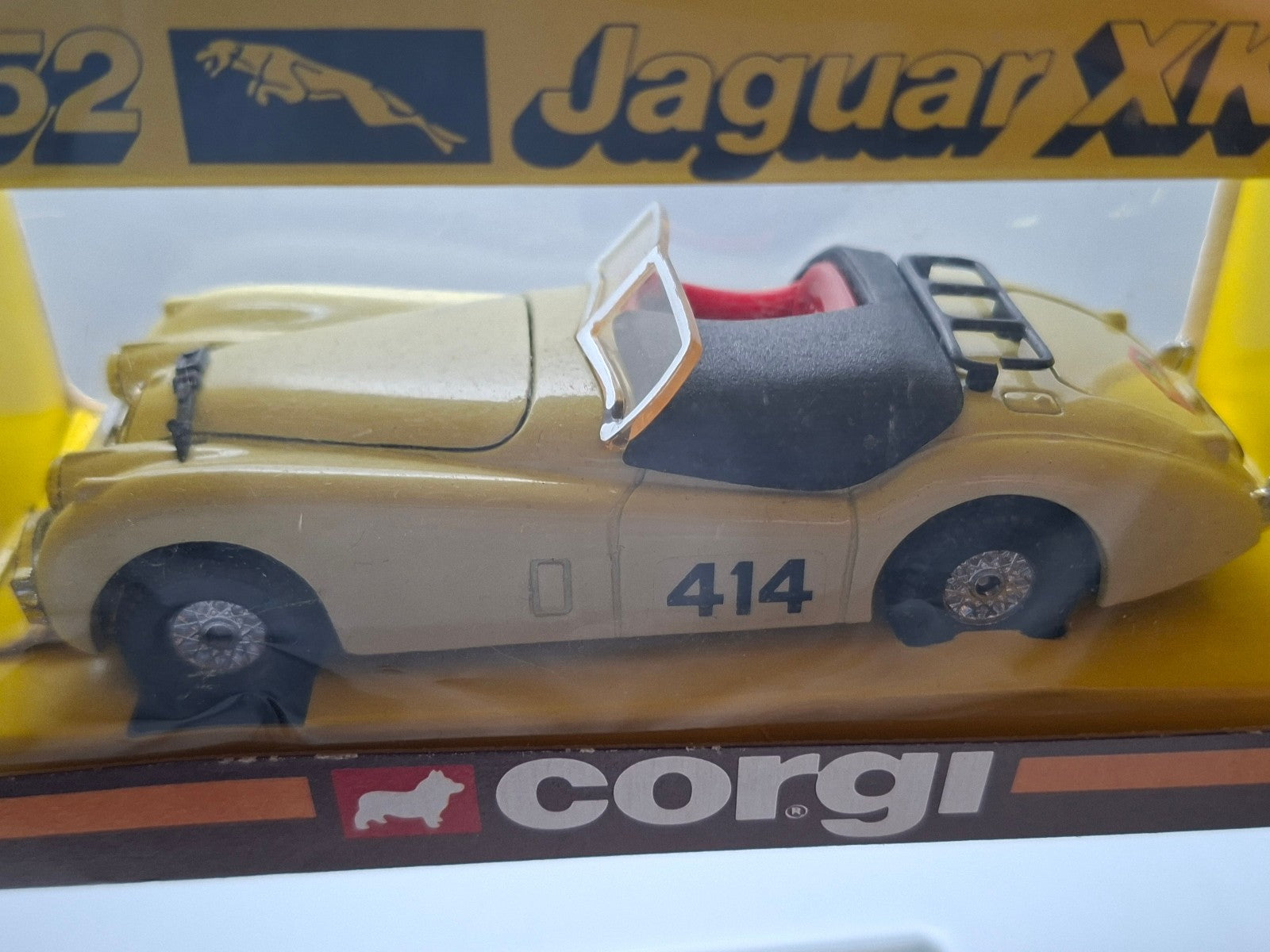 Corgi  1952 Jaguar xk-120 (NG19)