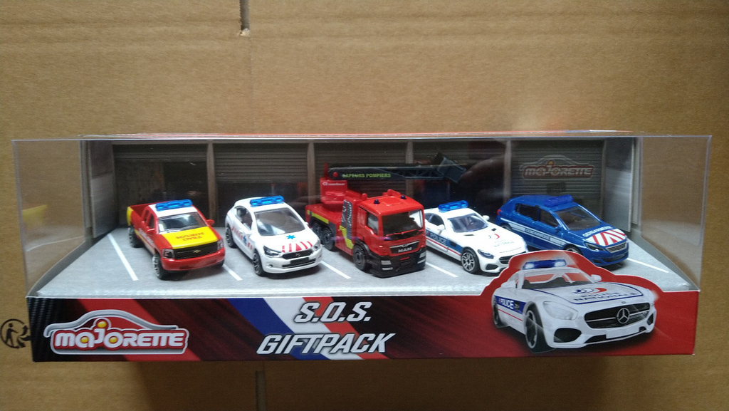 Majorette S.O.S. giftpack DS chevrolet man mercedes peugeot (NP16)
