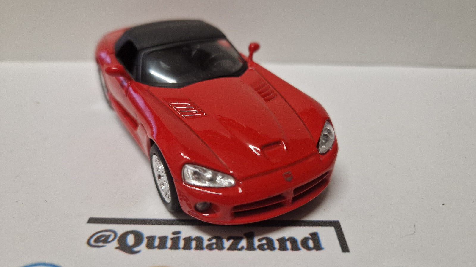Welly 1/32 2003 dodge viper srt-10 (NP14)
