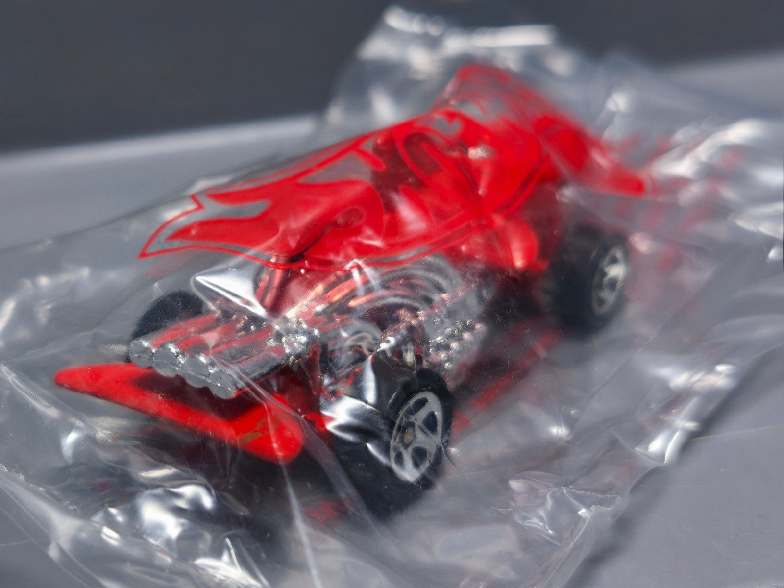 Hot Wheels 1997 promo video chérie nous avons été retrecis Sharkruiser (Carton)