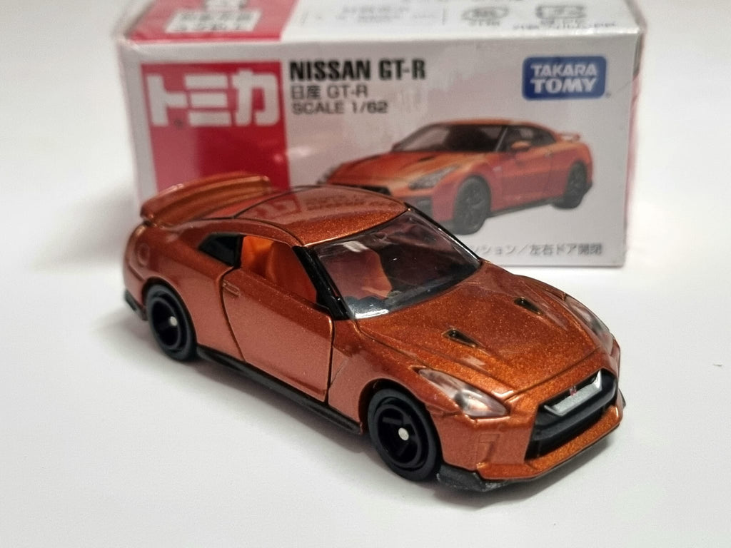 Tomica 2016 regular Nissan GT-R 1/62 (CP05)