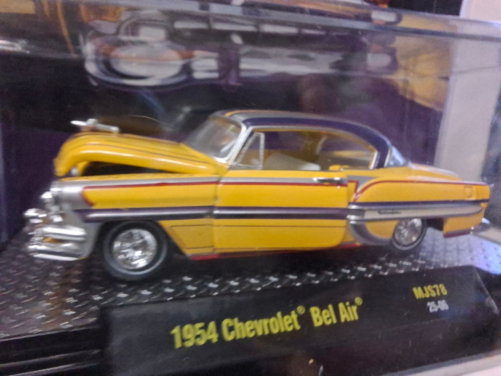 M2 Machines exclusive mijo 1954 Chevrolet Bel Air Lowriders (NG10)