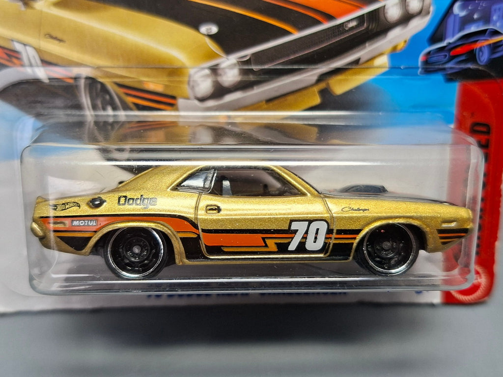 Hot Wheels '70 Dodge Hemi Challenger 2026-036  (NP03)