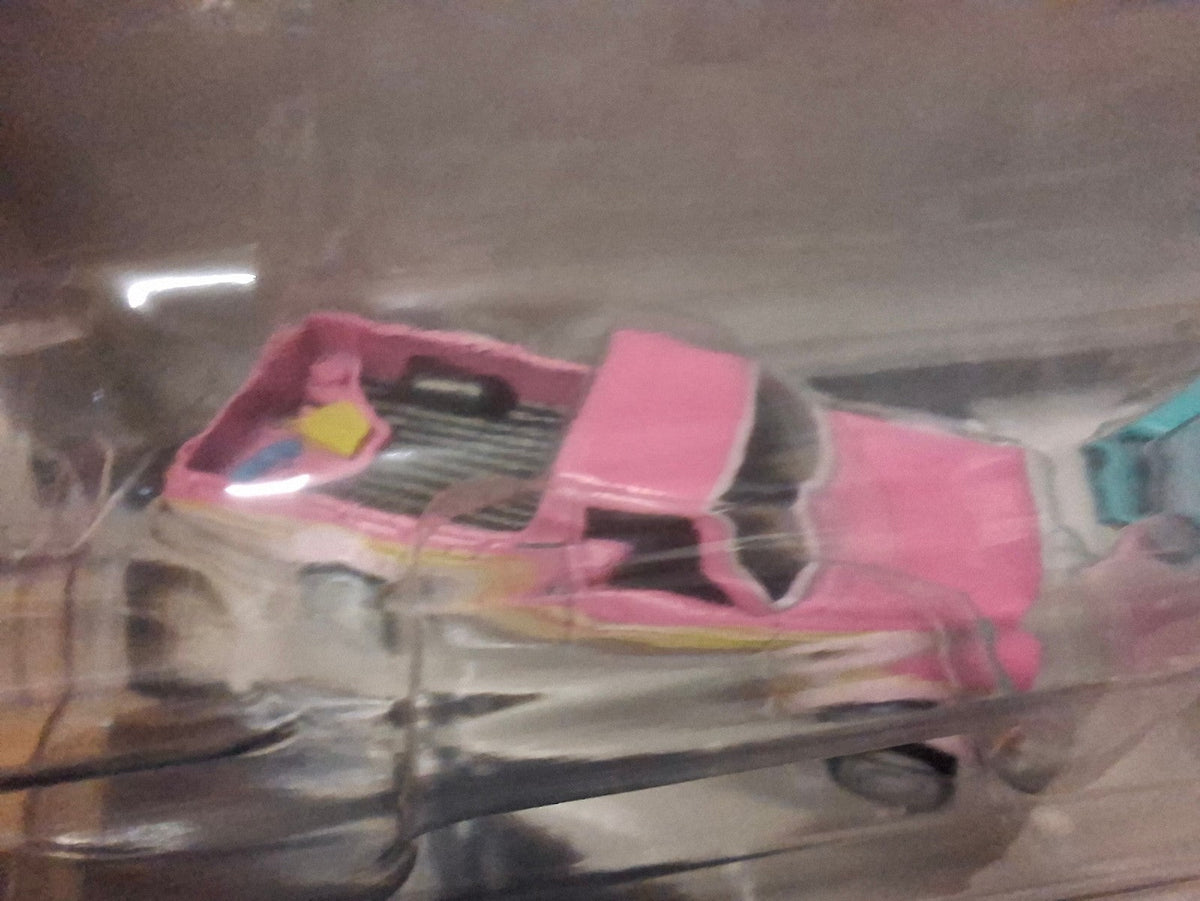 Hot Wheels  2-pack 1975 DATSUN SUNNY TRUCK  CUSTOM ’93 NISSAN HARDBODY (CT15)