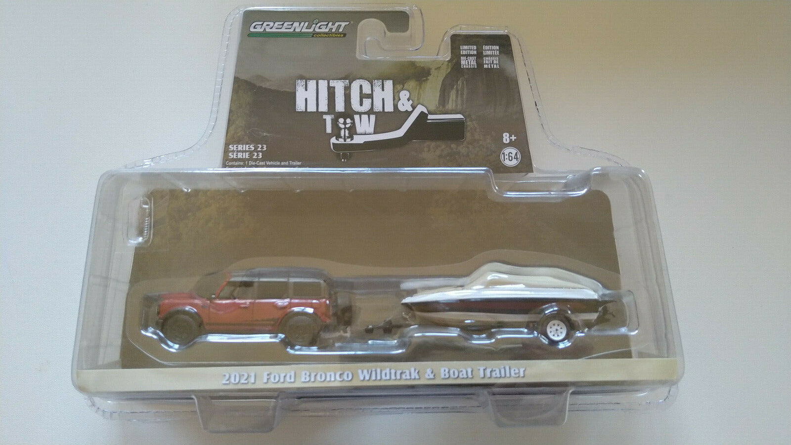 Greenlight Hitch & Tow 2021 Ford Bronco Wildtrak & Boat Trailer   (C3)