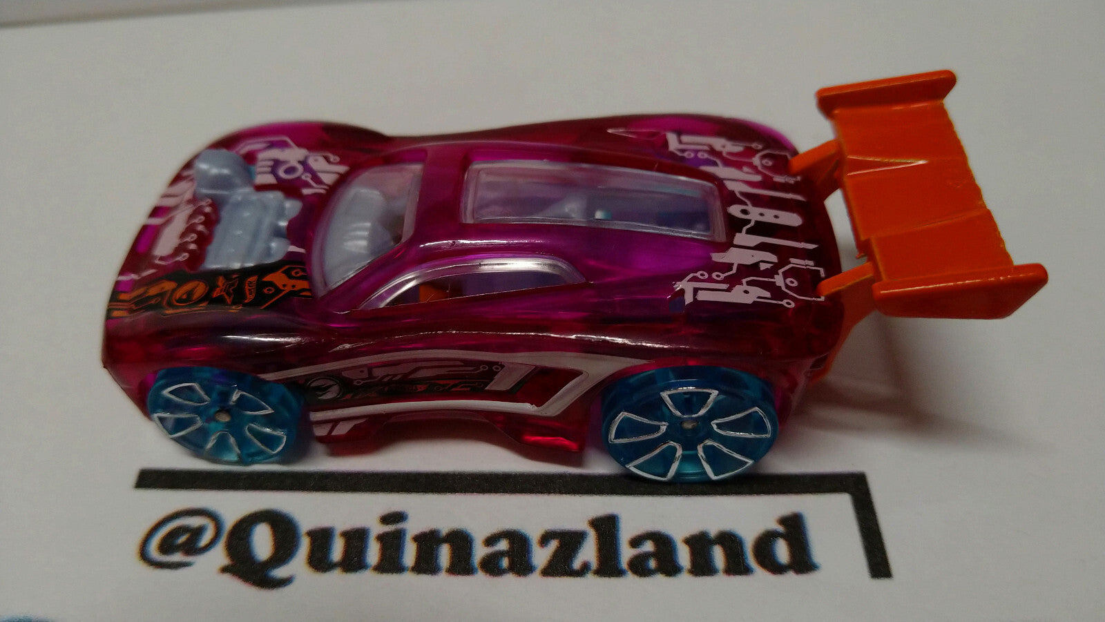 Hot Wheels Treasure Hunt Paradigm shift 2015-138 (A12)