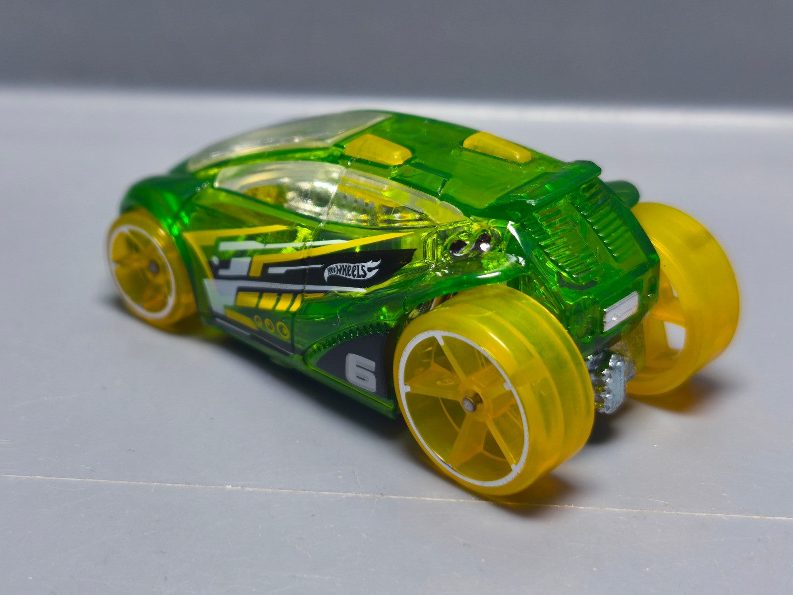 Hot wheels Vandetta 2013-131    (A11)