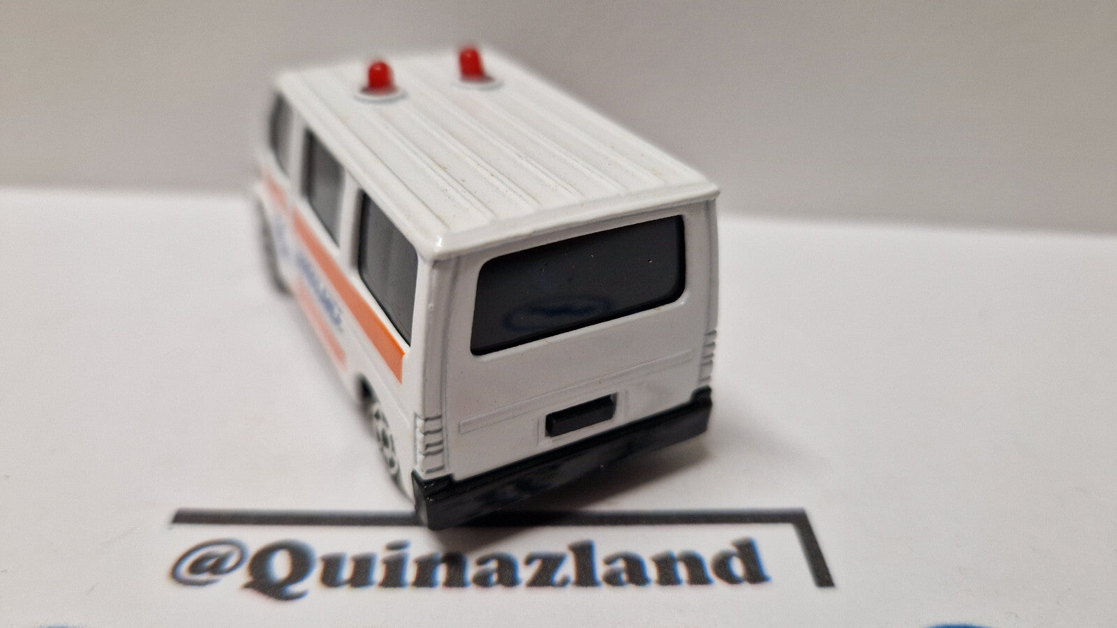 Majorette 1989 Sonic flashers Ford transit ambulance ⚠️ le système sonic   (A24)