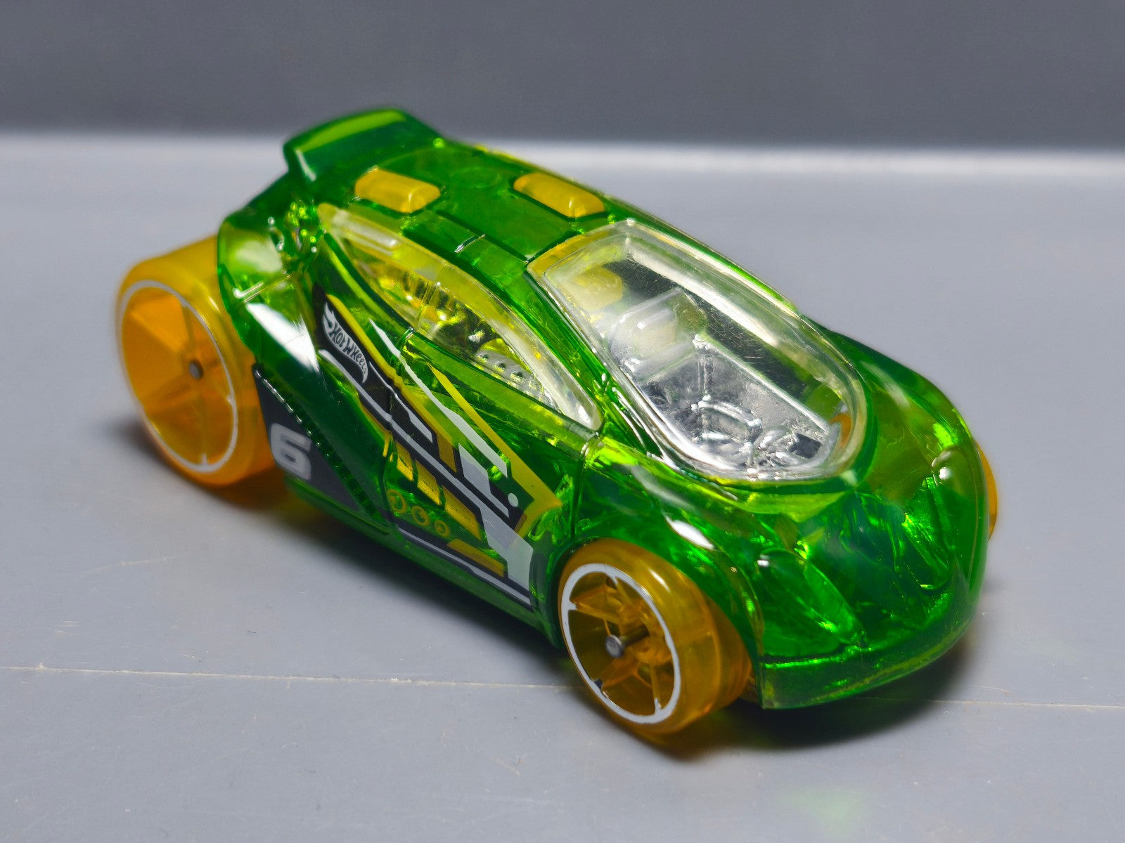 Hot wheels Vandetta 2013-131    (A11)