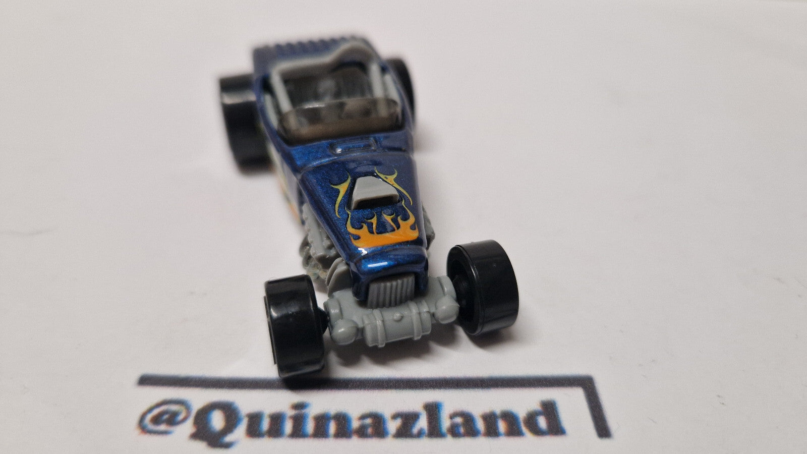 Hot Wheels 2003 decades exclusive target  Deuce roadster  (A34)