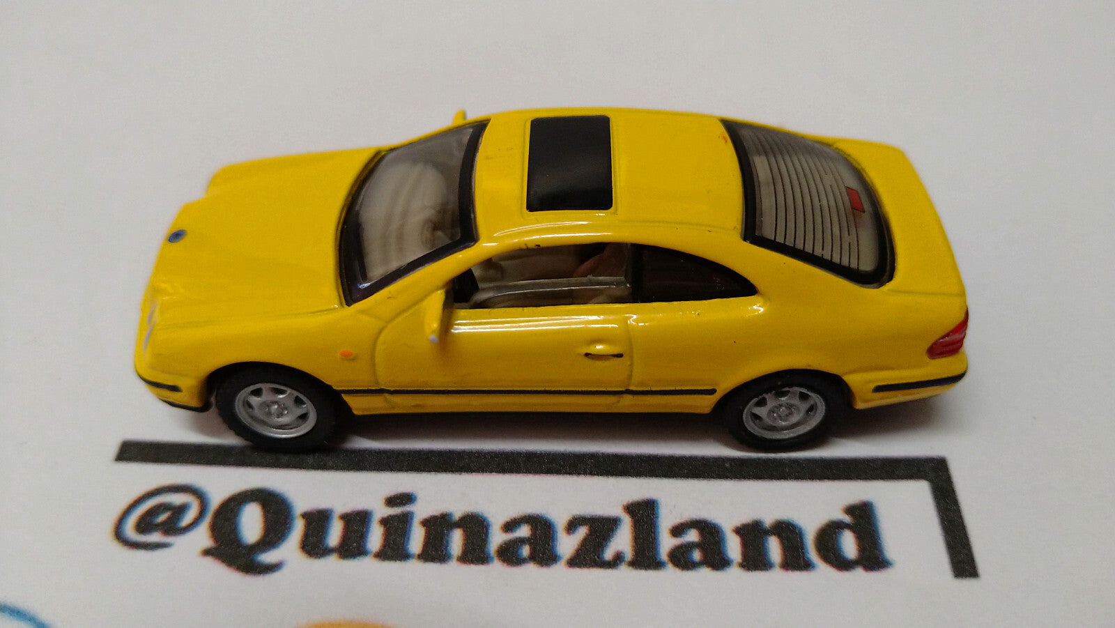 Hongwell 1/72  Mercedes benz CLK (A18)