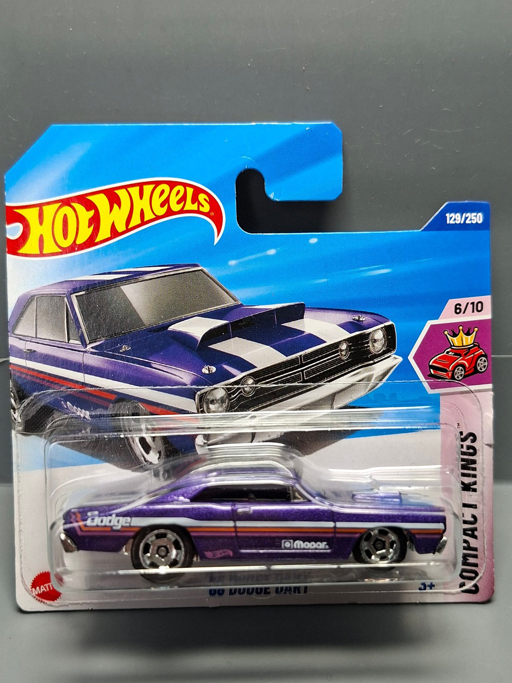 Hot Wheels '68 Dodge Dart   2025-129  (NP02)
